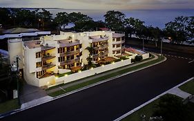 Alexander Beachfront Apartments